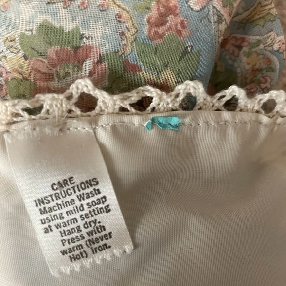 Vintage 1970s Gunne style Romantic Dress with Victorian Floral Print - Picture 6 of 6